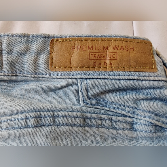 Zara Premium Wash Skinny Jeans (Light Stonewashed Denim) 💙 👖 (Size 2) - Picture 5 of 16